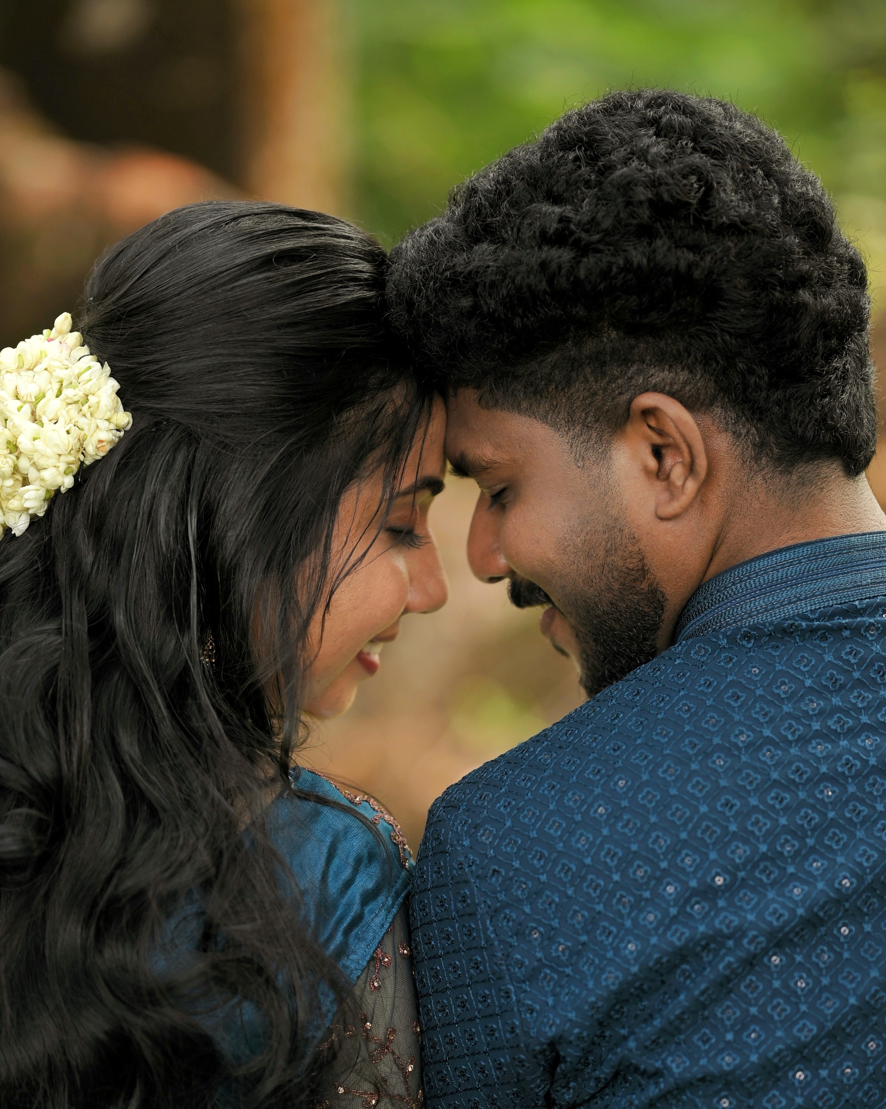 Nanthu and Arya forehead to forehead